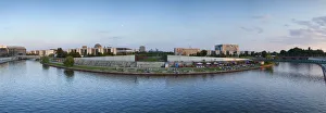 Hauptbahnhof (Main railway station) and River Spree, Berlin, Germany Hauptbahnhof (Main railway station) and River Spree, Berlin, Germany