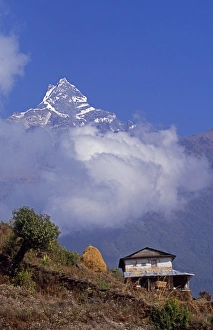 Hillside house with the fishtail peak of Machhapuchhare 6 Hillside house with the fishtail peak of Machhapuchhare 6