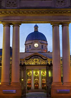 Ireland, Dublin, Irish parliament building at dusk (oireachtas) Ireland, Dublin, Irish parliament building at dusk (oireachtas)