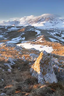 Italy, Abruzzo, Limestone rocks on the Campo Imperatore plateau Italy, Abruzzo, Limestone rocks on the Campo Imperatore plateau