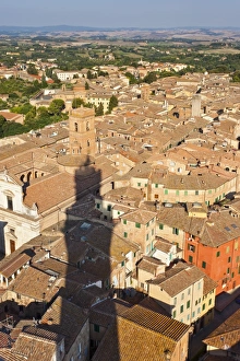 Italy, Tuscany, Siena district, Siena. Town hall and Torre del Mangia Italy, Tuscany, Siena district, Siena. Town hall and Torre del Mangia