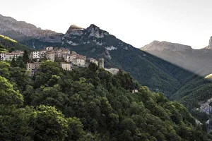 Italy, Tuscany, a view towards the village Pruno and the monte forato (mountain with Italy, Tuscany, a view towards the village Pruno and the monte forato (mountain with