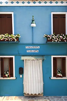 Italy, Veneto, Venice, Burano Island, traditional colorful houses Italy, Veneto, Venice, Burano Island, traditional colorful houses