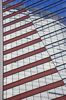 Japan, Tokyo, Shiodome, Dentsu Tower Building, Architect Jean Nouvel Japan, Tokyo, Shiodome, Dentsu Tower Building, Architect Jean Nouvel