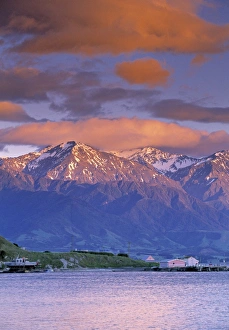New Zealand Scenic Views Prints: Kaikoura Range