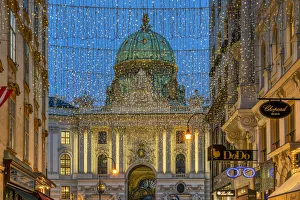 Kohlmarkt pedestrian mall illuminated with Christmas lights, Vienna, Austria Kohlmarkt pedestrian mall illuminated with Christmas lights, Vienna, Austria