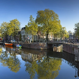 Lijnbaansgracht canal, Amsterdam, Netherlands Lijnbaansgracht canal, Amsterdam, Netherlands