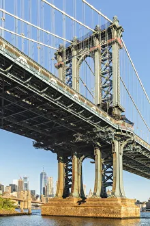 Manhattan Bridge and Lower Manhattan with One World Trade Center, New York City, New York Manhattan Bridge and Lower Manhattan with One World Trade Center, New York City, New York