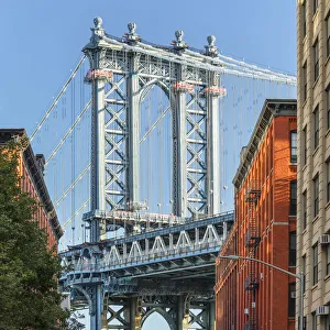 Manhattan Bridge, view to Empire State Building, Dumbo, Brooklyn, New York City, USA Manhattan Bridge, view to Empire State Building, Dumbo, Brooklyn, New York City, USA