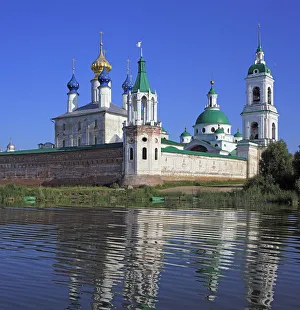 Monastery of St James (Spaso-Yakovlevsky Monastery), lake Nero, Rostov, Yaroslavl region Monastery of St James (Spaso-Yakovlevsky Monastery), lake Nero, Rostov, Yaroslavl region