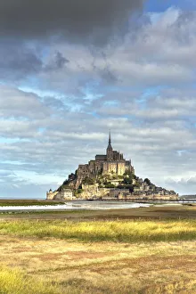 Mont Saint-Michel village, Pontorson Canton, Manice Department, Normandy, France Mont Saint-Michel village, Pontorson Canton, Manice Department, Normandy, France