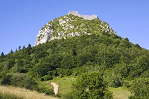 Montsegur, Ariege, Midi-Pyrenees, France Montsegur, Ariege, Midi-Pyrenees, France