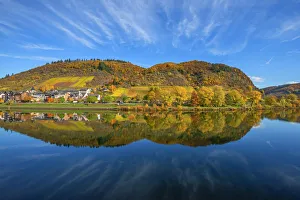 Mosel at Cochem, Mosel valley, Rhineland-Palatinate, Germany Mosel at Cochem, Mosel valley, Rhineland-Palatinate, Germany
