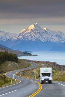 Mount Cook (Aoraki), Lake Pukaki, Mackenzie Country, Canterbury, South Island, New Mount Cook (Aoraki), Lake Pukaki, Mackenzie Country, Canterbury, South Island, New