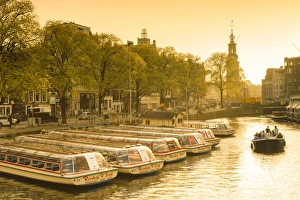 Munttoren and Amstel River, Amsterdam, Netherlands Munttoren and Amstel River, Amsterdam, Netherlands