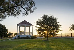 Natchez, Mississippi, Bluff Park, Victorian Style Bandstand, Natchez Bluff Overlooking Natchez, Mississippi, Bluff Park, Victorian Style Bandstand, Natchez Bluff Overlooking