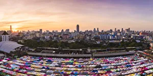 The New Rot Fai Market, Ratchada, Bangkok, Thailand The New Rot Fai Market, Ratchada, Bangkok, Thailand