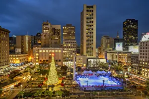 Night view of Union Square adorned with Christmas tree and ice rink, San Francisco, California, USA Night view of Union Square adorned with Christmas tree and ice rink, San Francisco, California, USA