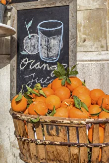 Orange juice stand in Palma de Mallorca, Mallorca, Spain Orange juice stand in Palma de Mallorca, Mallorca, Spain