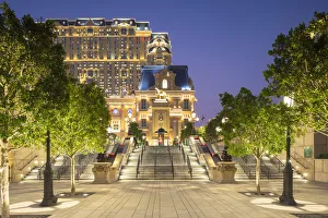 The Parisian Hotel at dusk, Macau, China The Parisian Hotel at dusk, Macau, China