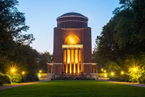 Planetarium building in Hamburg Stadtpark at dusk, Hamburg, Germany Planetarium building in Hamburg Stadtpark at dusk, Hamburg, Germany