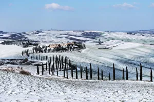 Podere Baccoleno after a snowfall in February 2018, Val d'Orcia, Tuscany, Italy Podere Baccoleno after a snowfall in February 2018, Val d'Orcia, Tuscany, Italy