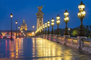 Pont Alexandre III & Les Invalides, Paris, France Pont Alexandre III & Les Invalides, Paris, France