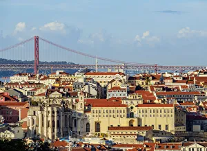 Portugal, Lisbon, Miradouro da Graca, View towards the Carmo Convent and the 25 de Portugal, Lisbon, Miradouro da Graca, View towards the Carmo Convent and the 25 de