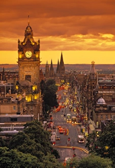 Scotland Tourist Attractions Prints: Princes St