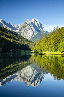 Riessersee lake with Zugspitze mountain reflections, Garmisch Partenkirchen, Bayern Riessersee lake with Zugspitze mountain reflections, Garmisch Partenkirchen, Bayern