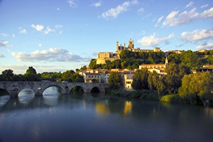 River Orb & Cathedrale St Nazaire River Orb & Cathedrale St Nazaire