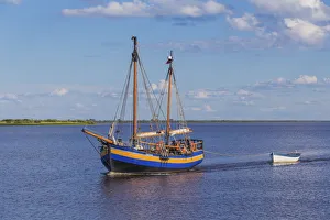 Sailing ship, Lake Ilmen, Veliky Novgorod, Russia Sailing ship, Lake Ilmen, Veliky Novgorod, Russia