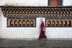 Scene from the Tashichodzong in Thimpu, Bhutan. Tashichoedzong is a Buddhist monastery Scene from the Tashichodzong in Thimpu, Bhutan. Tashichoedzong is a Buddhist monastery