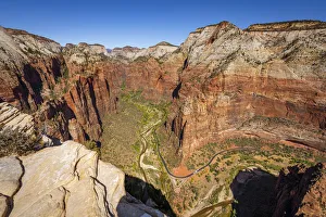 Scenic drive road in the valley at Big Bend under Touchstone Wall in Zion Canyon Scenic drive road in the valley at Big Bend under Touchstone Wall in Zion Canyon