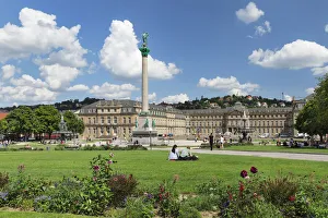 Schlossplatz square and Neues Schloss Castle, Stuttgart, Baden-Wurttemberg, Germany Schlossplatz square and Neues Schloss Castle, Stuttgart, Baden-Wurttemberg, Germany