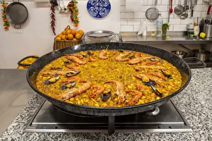 Seafood paella (paella de marisco), Valencia, Spain Seafood paella (paella de marisco), Valencia, Spain