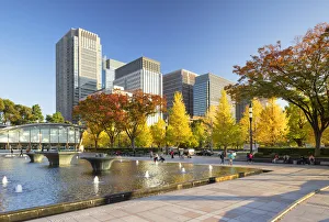 Skyscrapers of Marunouchi and Wadakura Fountain Park in the grounds of Imperial Palace Skyscrapers of Marunouchi and Wadakura Fountain Park in the grounds of Imperial Palace