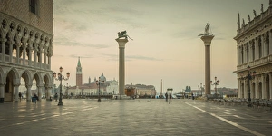St. Marks Square (Piazza San Marco) Venice, Italy St. Marks Square (Piazza San Marco) Venice, Italy