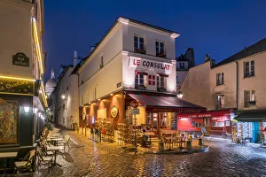Streets of Montmartre at night, Paris, France Streets of Montmartre at night, Paris, France