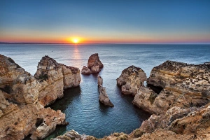 Sunrise, Ponta de Piedade, Lagos, Algarve, Portugal Sunrise, Ponta de Piedade, Lagos, Algarve, Portugal