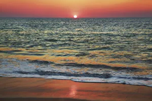 Western Australia Sunset Prints: Sunset impression at ocean - Australia, Western Australia, Southwest
