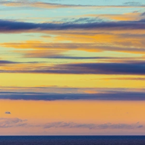 Sunset off the north coast, Serra de Tramuntana, Mallorca (Majorca), Balearic Islands Sunset off the north coast, Serra de Tramuntana, Mallorca (Majorca), Balearic Islands