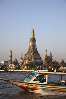 Thailand, Bangkok, Wat Arun and Chao Praya River Thailand, Bangkok, Wat Arun and Chao Praya River
