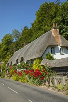 Thatched cottage, Wherwell, Hampshire, England, UK Thatched cottage, Wherwell, Hampshire, England, UK