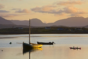 Traditional Galway hooker, Roundstone Harbour, Connemara, Co Traditional Galway hooker, Roundstone Harbour, Connemara, Co