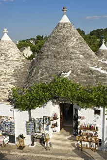 Trulli in Alberobello, Valle d´Itra, Apulia, Italy Trulli in Alberobello, Valle d´Itra, Apulia, Italy