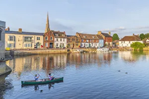 UK, England, Cambridgeshire, St. Ives, The Quay beside River Great Ouse UK, England, Cambridgeshire, St. Ives, The Quay beside River Great Ouse