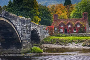 UK, Wales, Conwy, Llanrwst, River Conwy, Inigo Jones Bridge, Tu Hwnt iar Bont (Beyond UK, Wales, Conwy, Llanrwst, River Conwy, Inigo Jones Bridge, Tu Hwnt iar Bont (Beyond