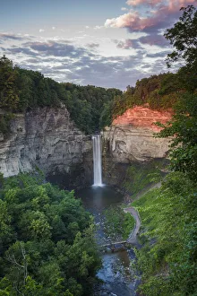 USA, New York, Finger Lakes Region, Ithaca-Ulysees, Taughannock Falls, summer USA, New York, Finger Lakes Region, Ithaca-Ulysees, Taughannock Falls, summer