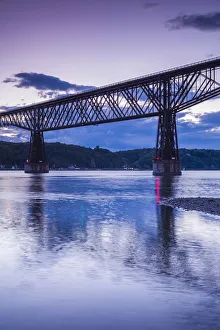 USA, New York, Hudson River Valley Region, Poughkeepsee, Walkway Over the Hudson USA, New York, Hudson River Valley Region, Poughkeepsee, Walkway Over the Hudson